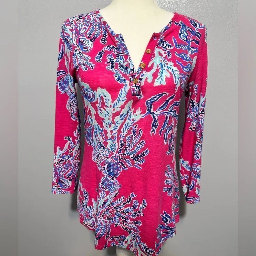 LILLY PULITZER Long Sleeve Henley Style Top S